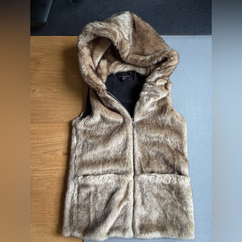 Zara TRF (Trafaluc) Brown Faux Fur Vest sz S-M